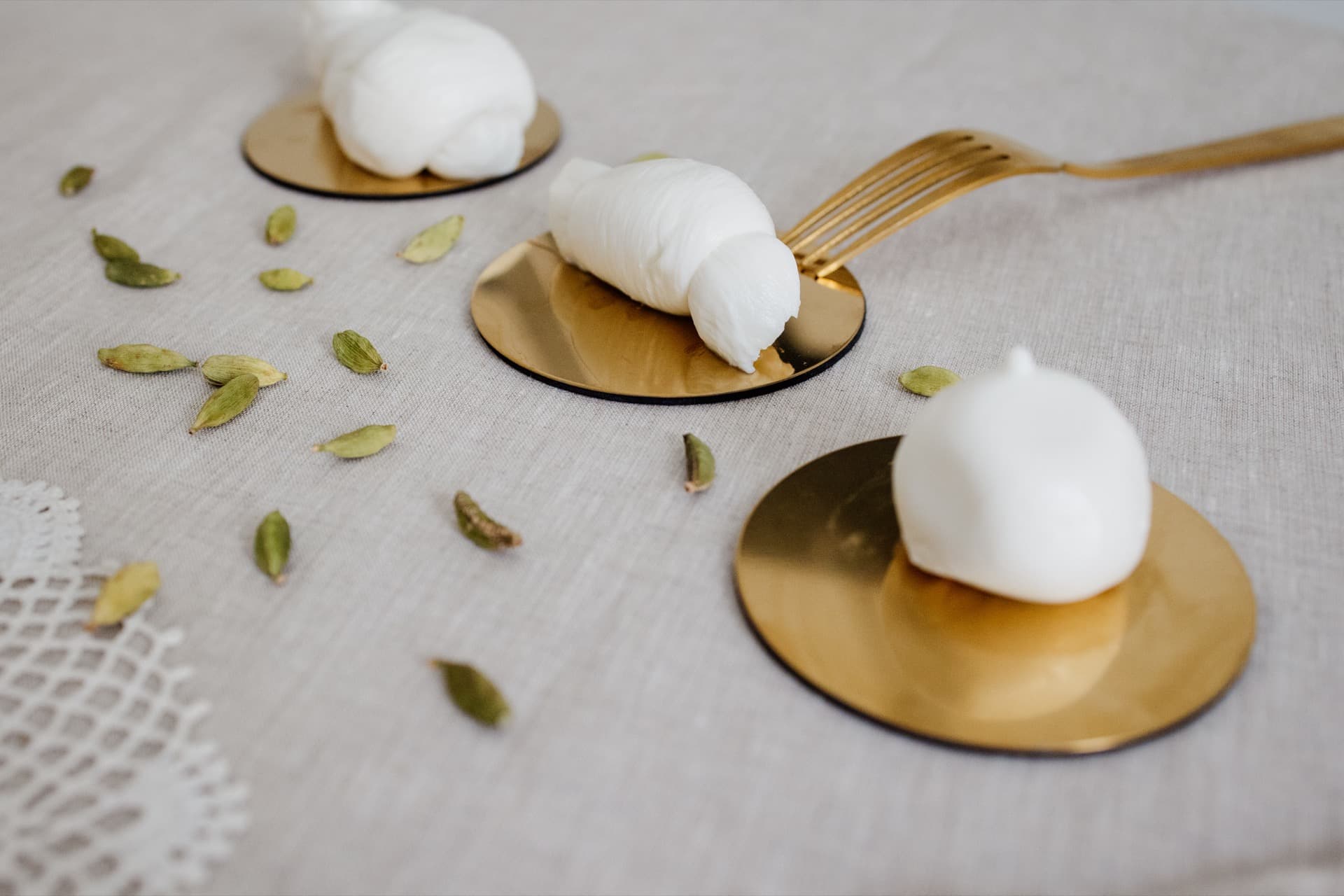 Mozzarelline fresche fatte a mano
